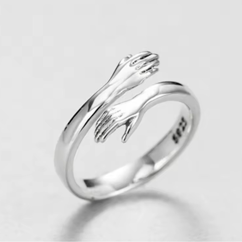 Beautiful adjustable hug ring